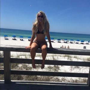 Meet your Posher, Maddie